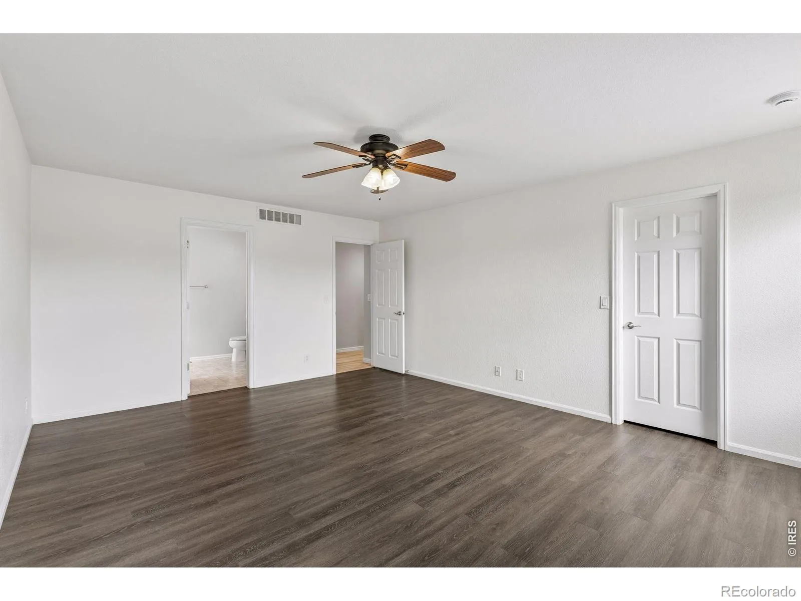 2758 E 109th Avenue Northglenn CO 80233 MLS #RECIR1061359 06102026211317 1600 16