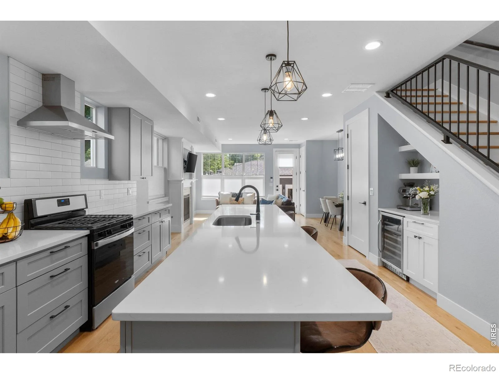 2450 S Humboldt Street Denver CO 80210 MLS #RECIR1061366 06112026163531 1600 3