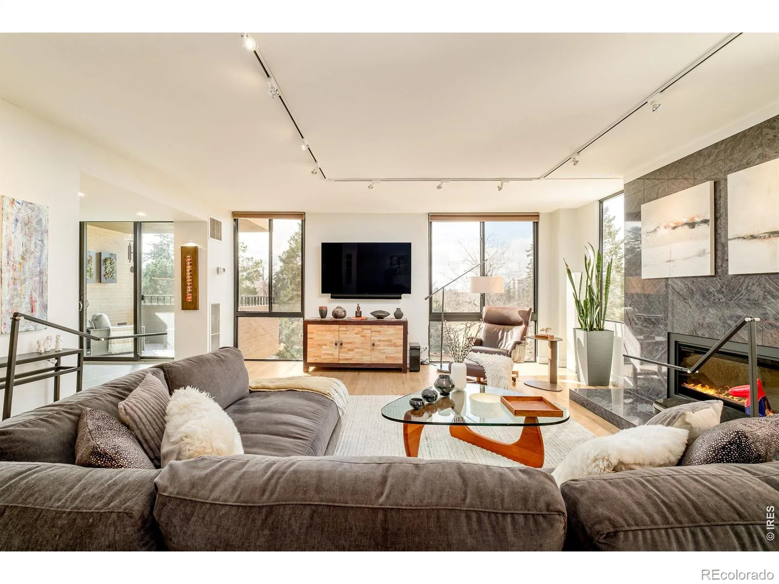 1111 Race Street #4B Denver CO 80206 MLS #RECIR1061401 06102026203849 1600 1