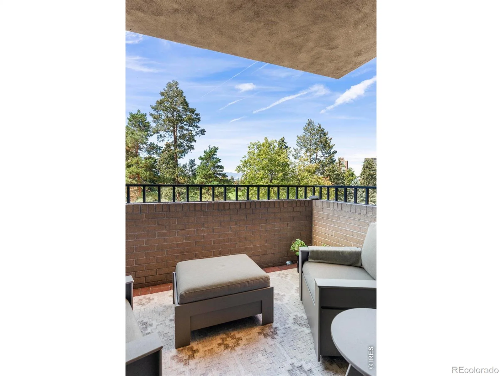 1111 Race Street #4B Denver CO 80206 MLS #RECIR1061401 06102026203849 1600 33