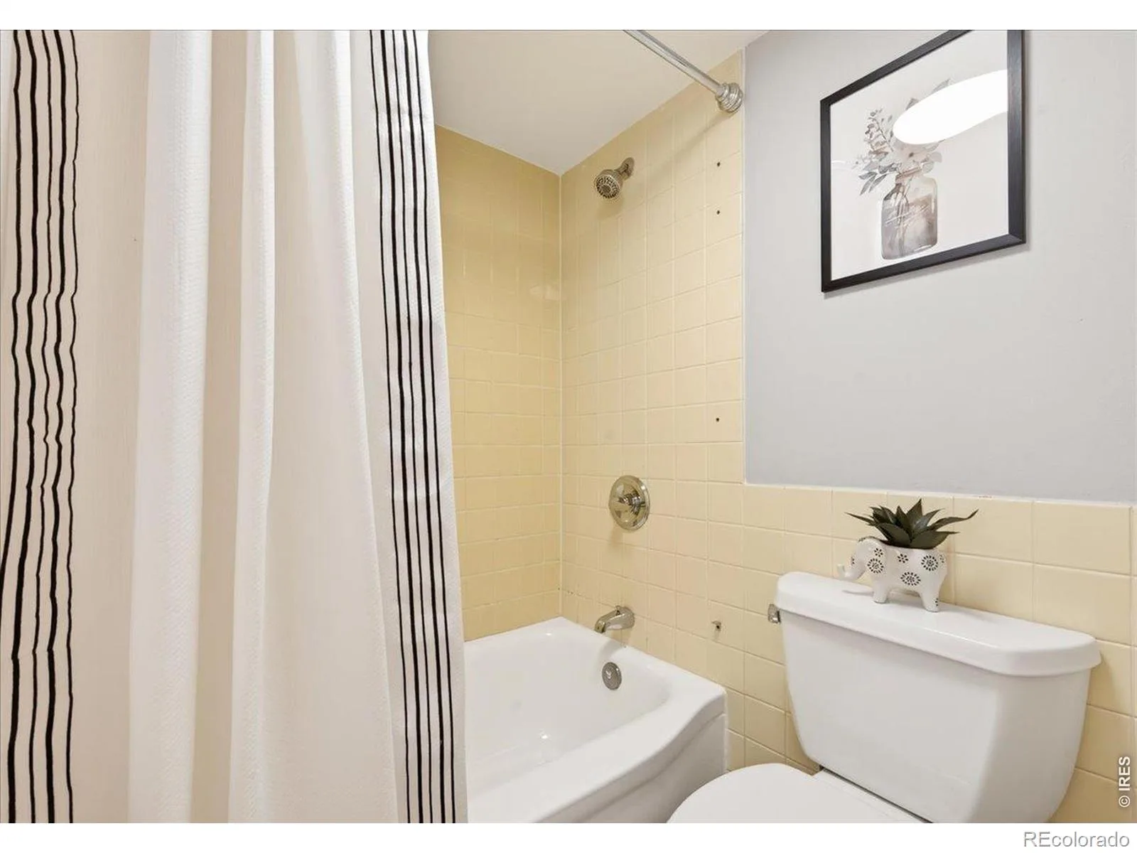 888 N Logan Street #10D Denver CO 80203 MLS #RECIR1061431 06112026164258 1600 21