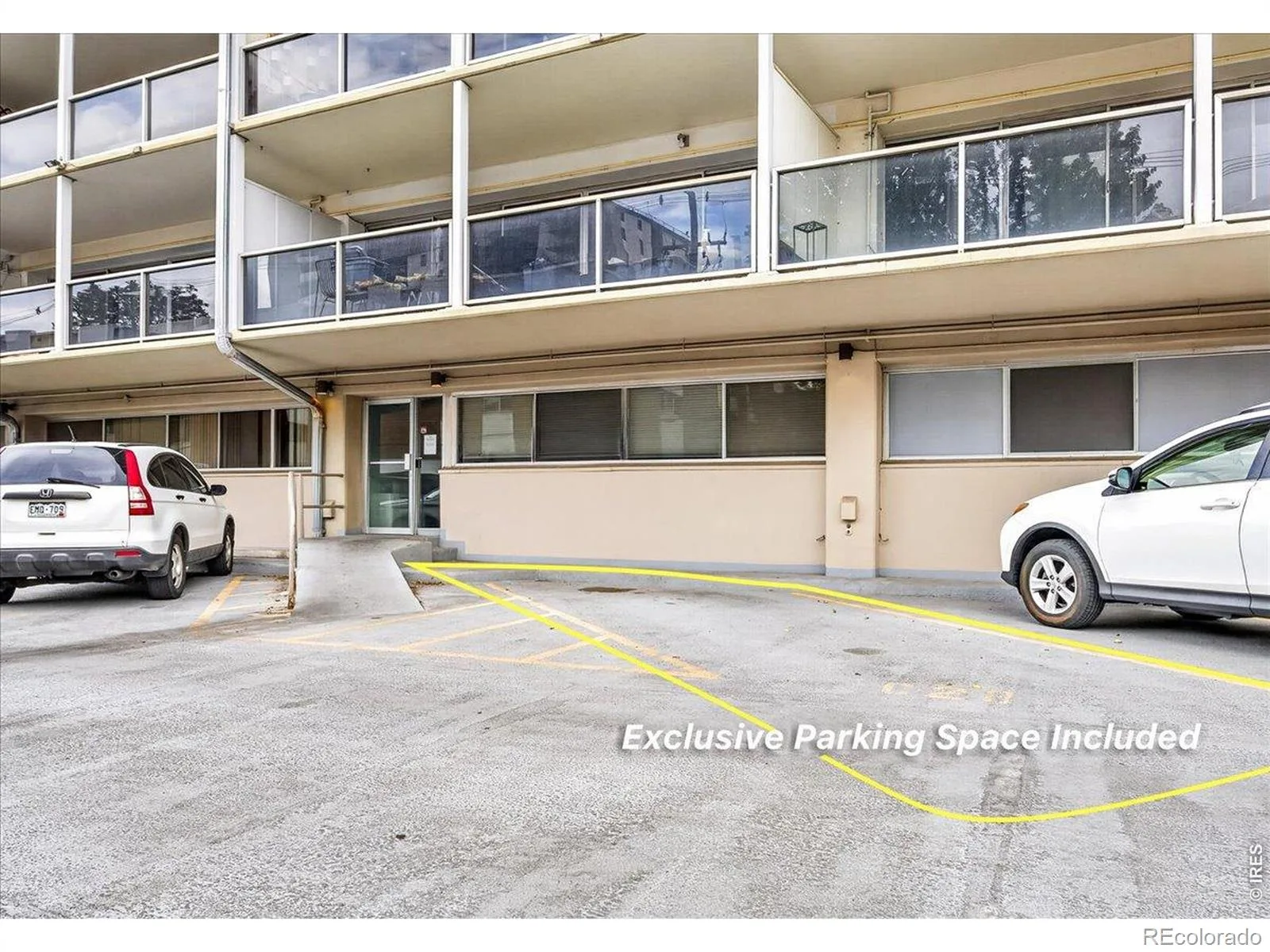 888 N Logan Street #10D Denver CO 80203 MLS #RECIR1061431 06112026164258 1600 33