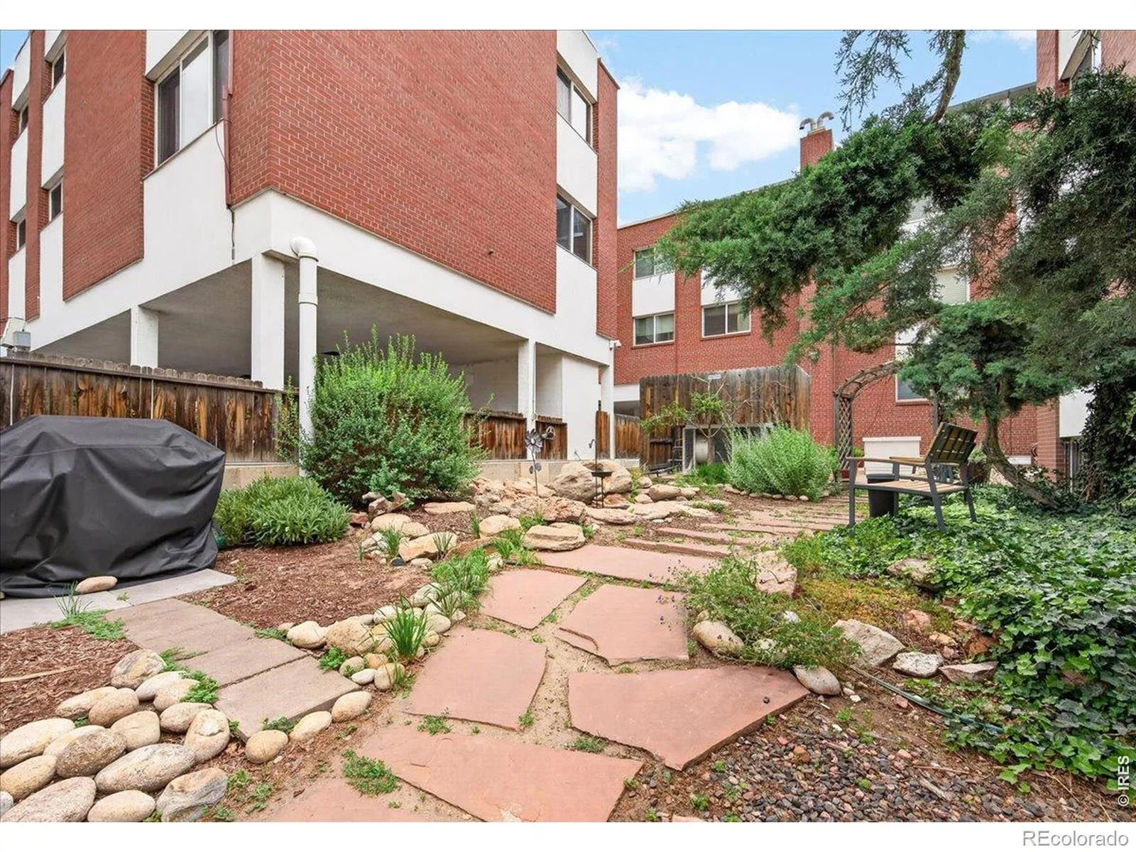 888 N Logan Street #10D Denver CO 80203 MLS #RECIR1061431 06112026164258 1600 35