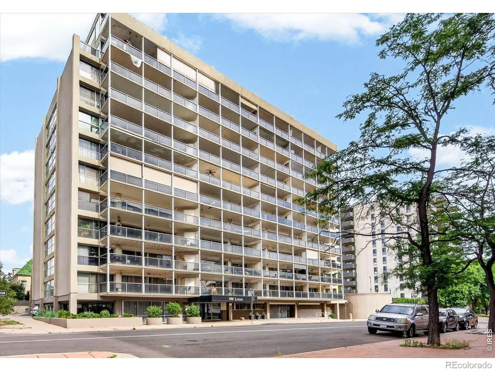 888 N Logan Street #10D Denver CO 80203 MLS #RECIR1061431 06112026164258 1600 37
