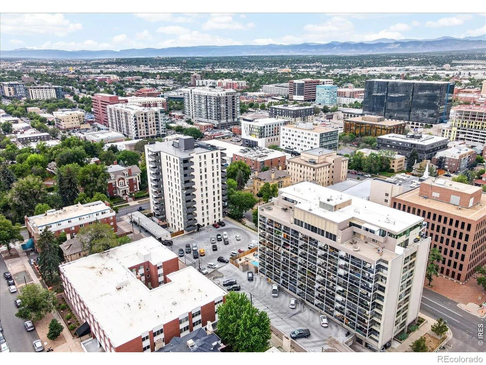 888 N Logan Street #10D Denver CO 80203 MLS #RECIR1061431 06112026164258 1600 41