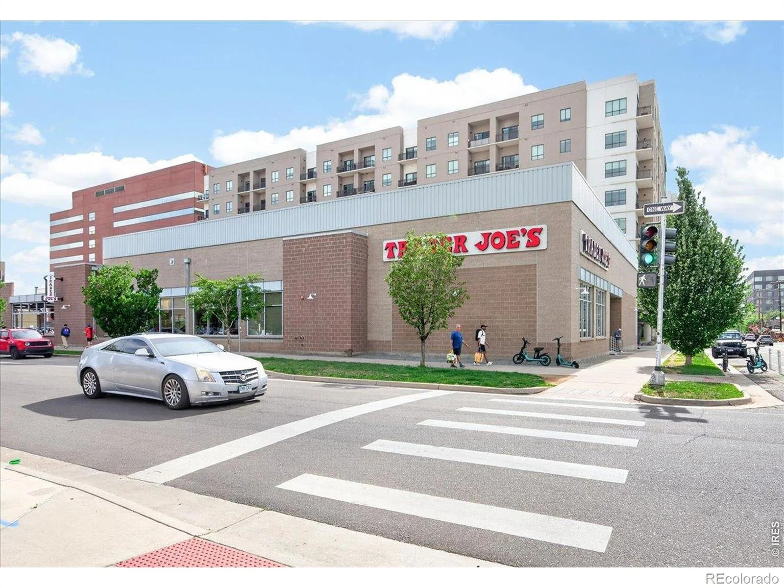 888 N Logan Street #10D Denver CO 80203 MLS #RECIR1061431 06112026164258 1600 43