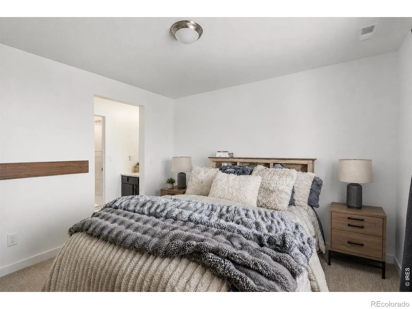 14540 Hudson Street Thornton CO 80602 | MLS #RECIR1061454 06262026022318 1600 22
