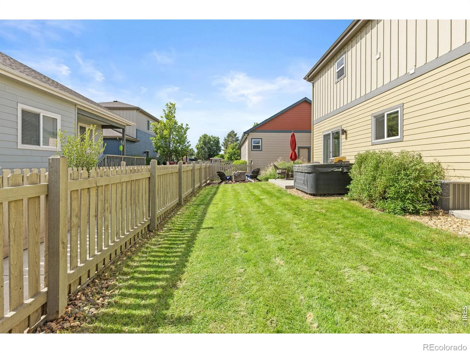 1324 Country Court Longmont CO 80501 MLS #RECIR1061499 06112026204808 1600 21