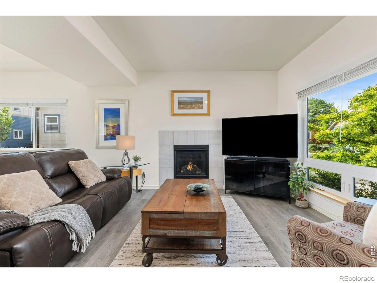 1324 Country Court Longmont CO 80501 MLS #RECIR1061499 06112026204808 1600 4