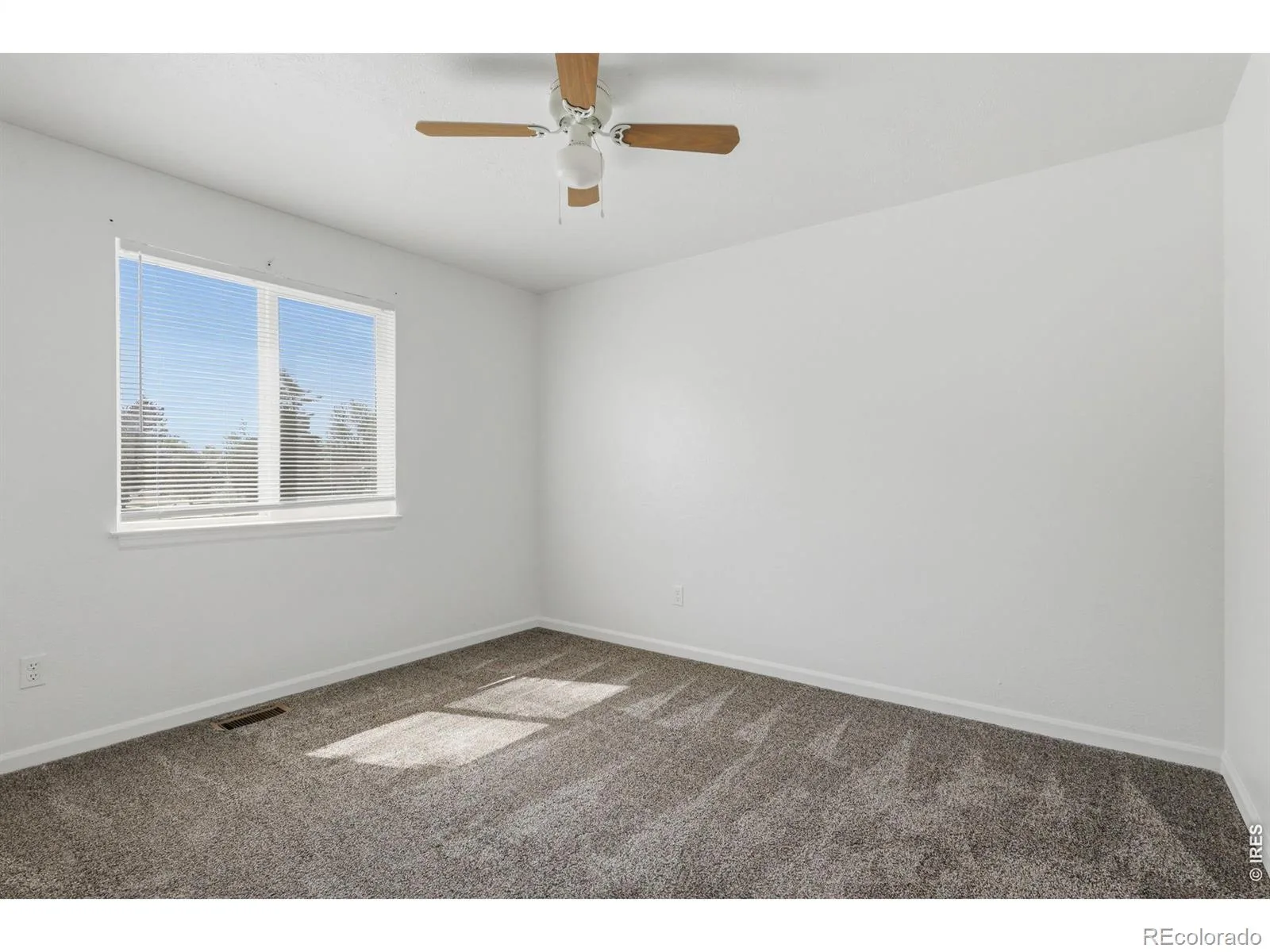 2479 Tulip Street Longmont CO 80501 MLS #RECIR1061508 06112026205939 1600 15