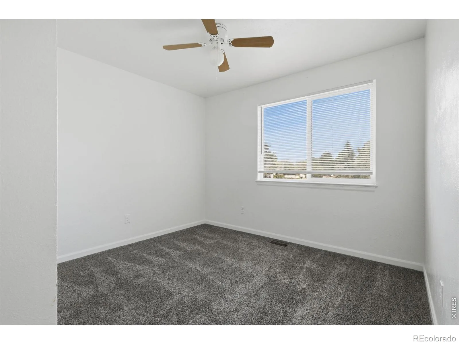 2479 Tulip Street Longmont CO 80501 MLS #RECIR1061508 06112026205939 1600 20