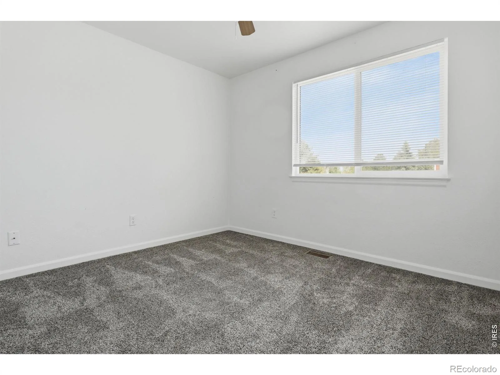 2479 Tulip Street Longmont CO 80501 MLS #RECIR1061508 06112026205939 1600 21