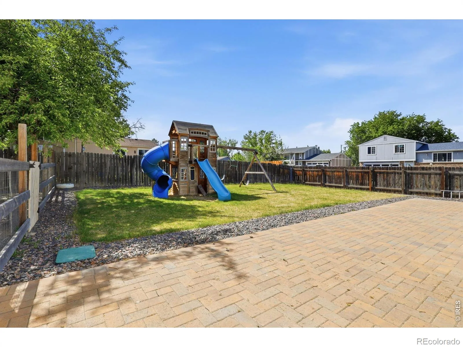 2479 Tulip Street Longmont CO 80501 MLS #RECIR1061508 06112026205939 1600 24