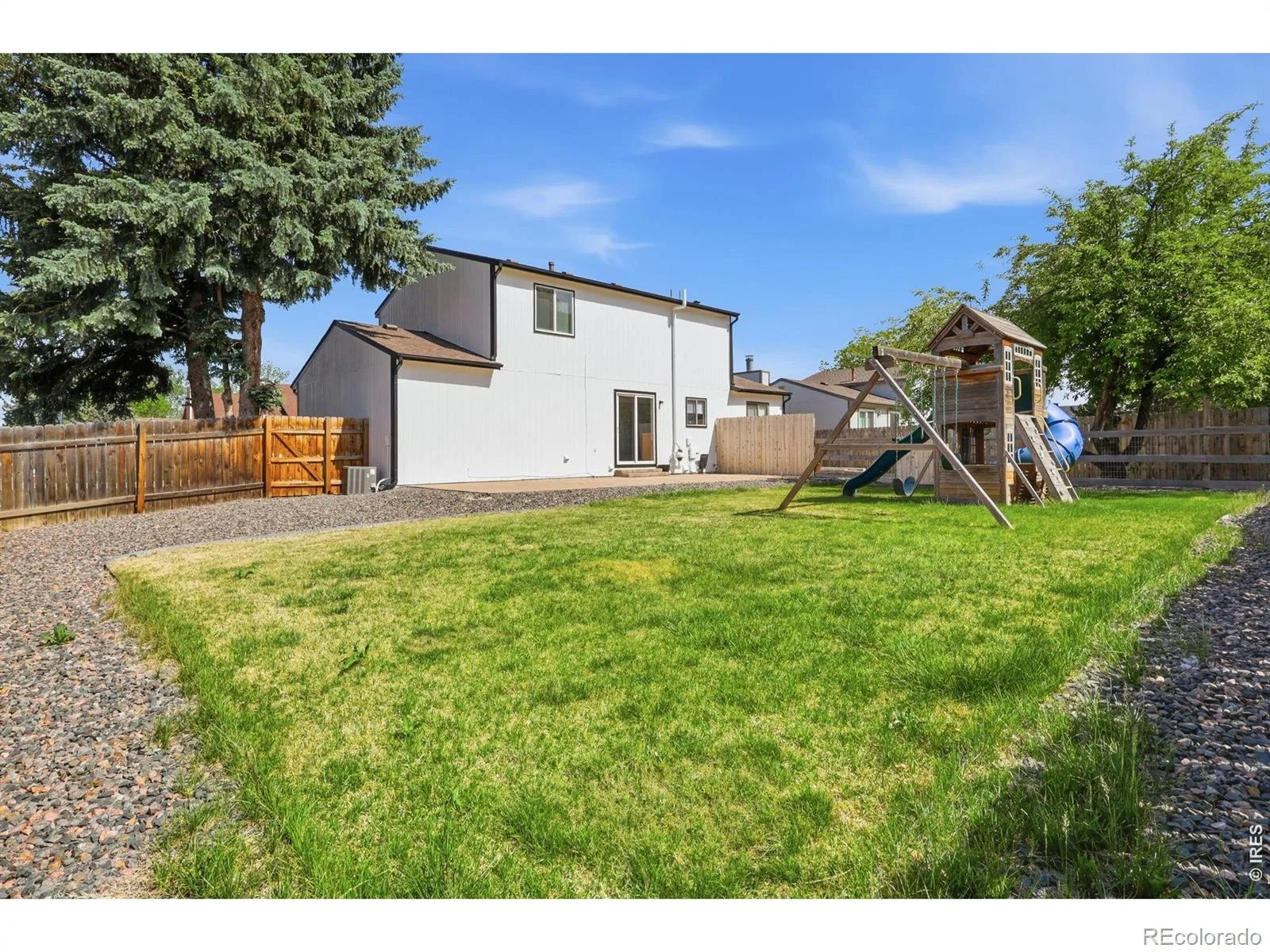 2479 Tulip Street Longmont CO 80501 MLS #RECIR1061508 06112026205939 1600 27