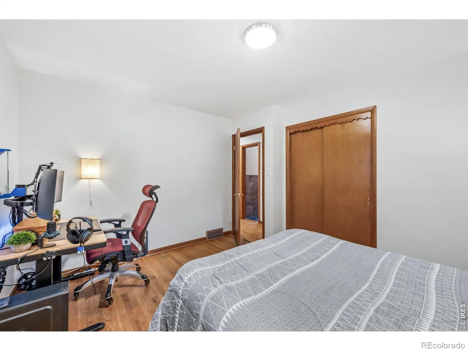 931 Grant Street Longmont CO 80501 MLS #RECIR1061532 06112026212015 1600 16