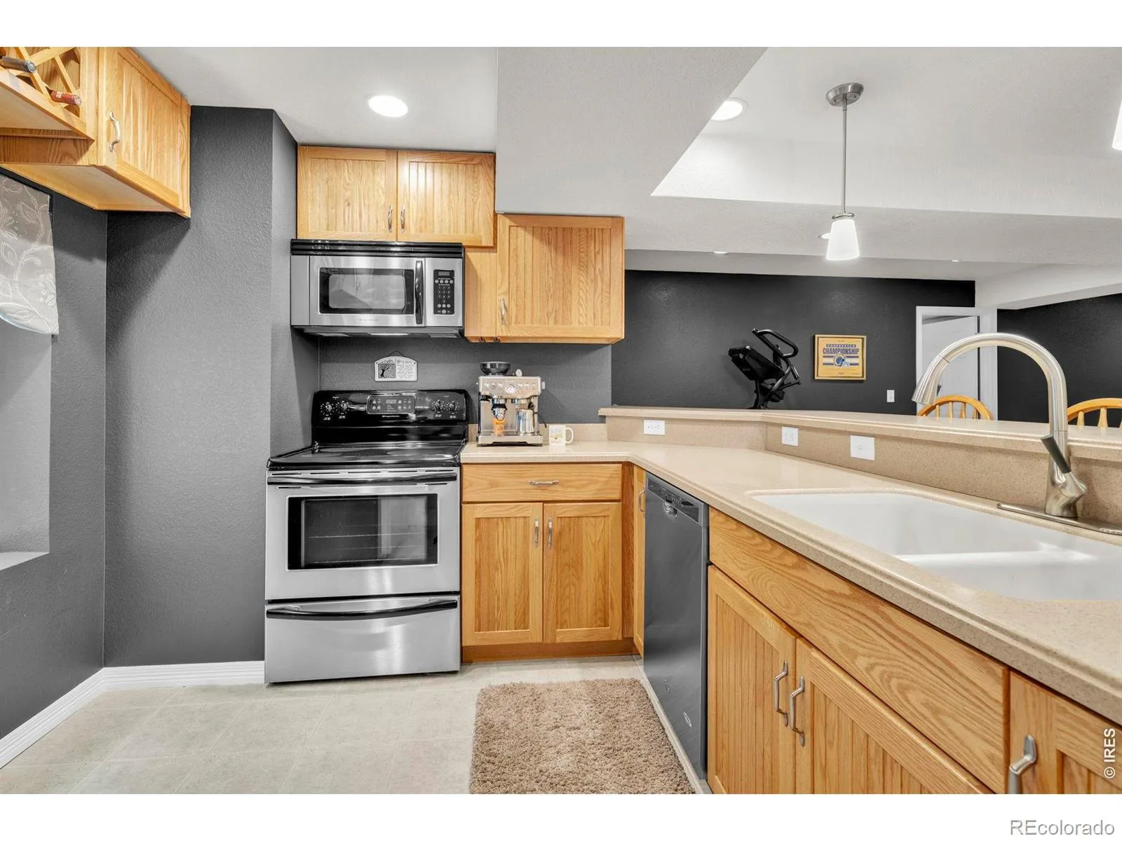 1590 Snowy Owl Drive Broomfield CO 80020 | MLS #RECIR1061597 06122026175758 1600 25