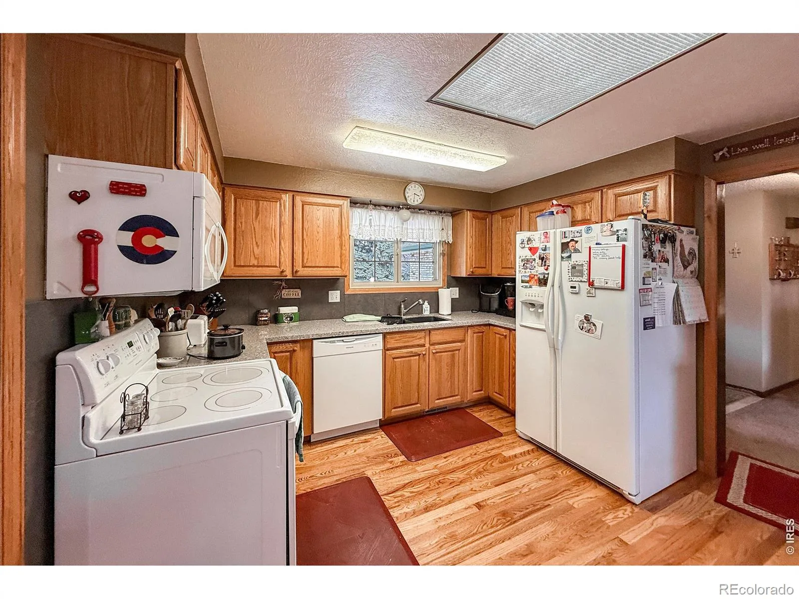 2806 Lake Park Way Longmont CO 80503 MLS #RECIR1061630 06122026175616 1600 10