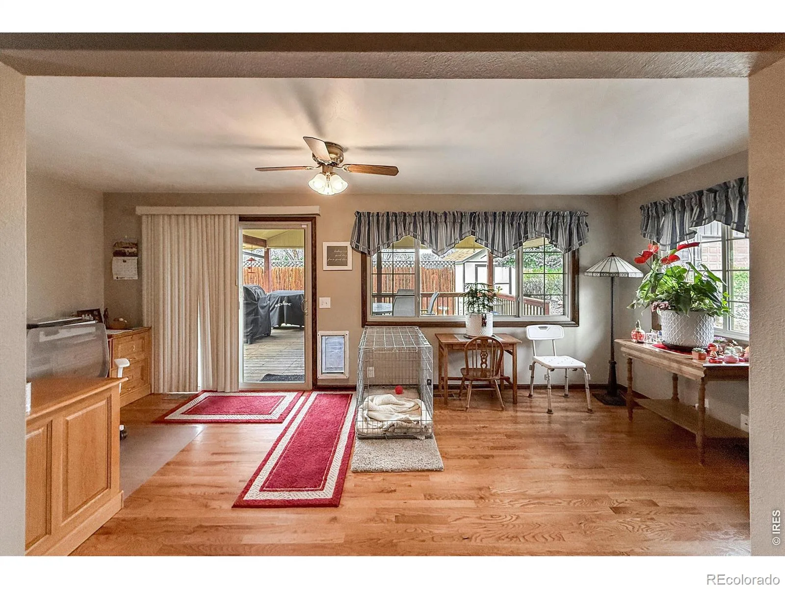 2806 Lake Park Way Longmont CO 80503 MLS #RECIR1061630 06122026175616 1600 15