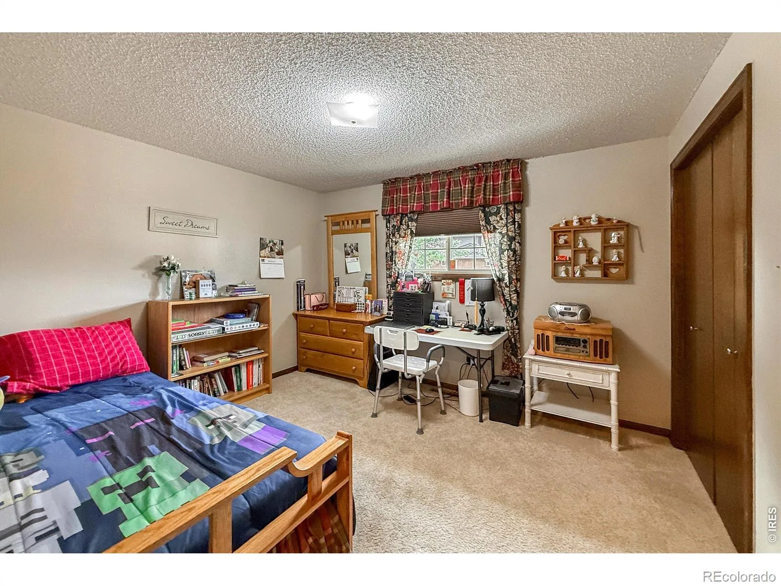 2806 Lake Park Way Longmont CO 80503 MLS #RECIR1061630 06122026175616 1600 24