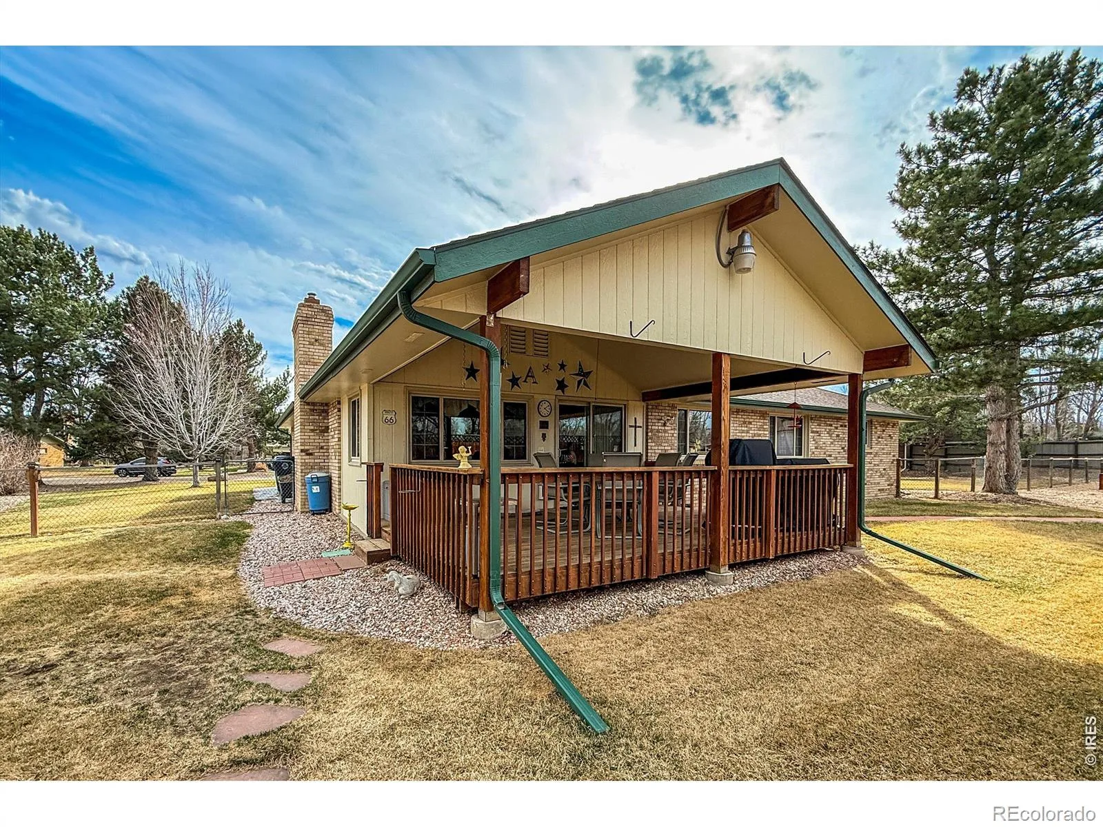 2806 Lake Park Way Longmont CO 80503 MLS #RECIR1061630 06122026175616 1600 30