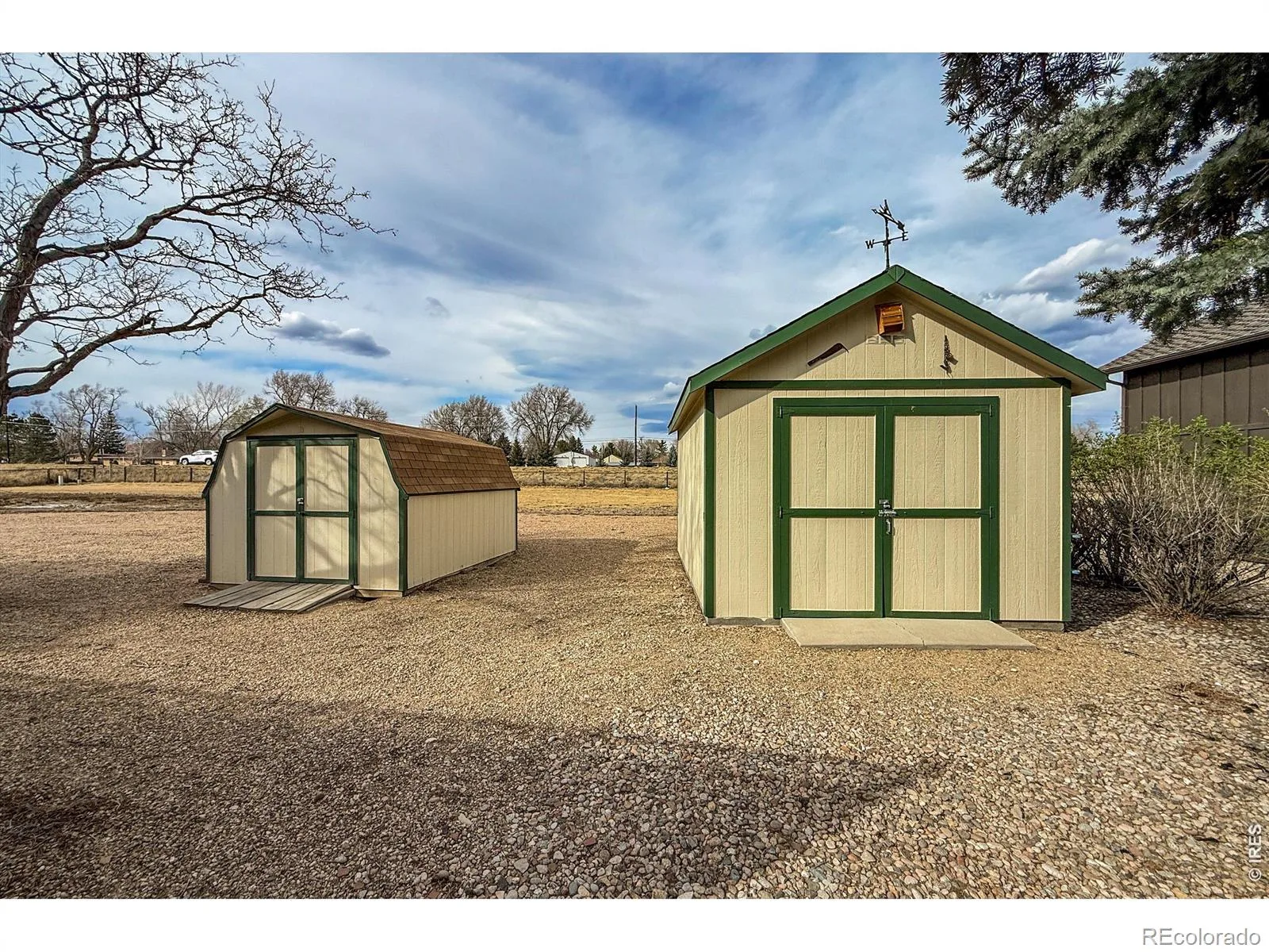 2806 Lake Park Way Longmont CO 80503 MLS #RECIR1061630 06122026175616 1600 31