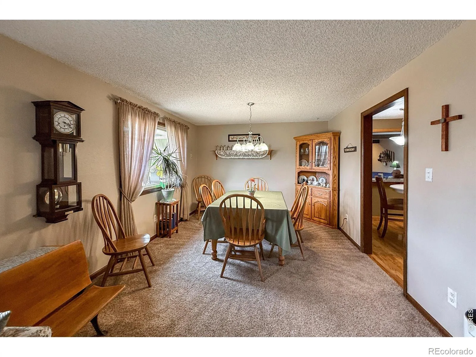 2806 Lake Park Way Longmont CO 80503 MLS #RECIR1061630 06122026175616 1600 6