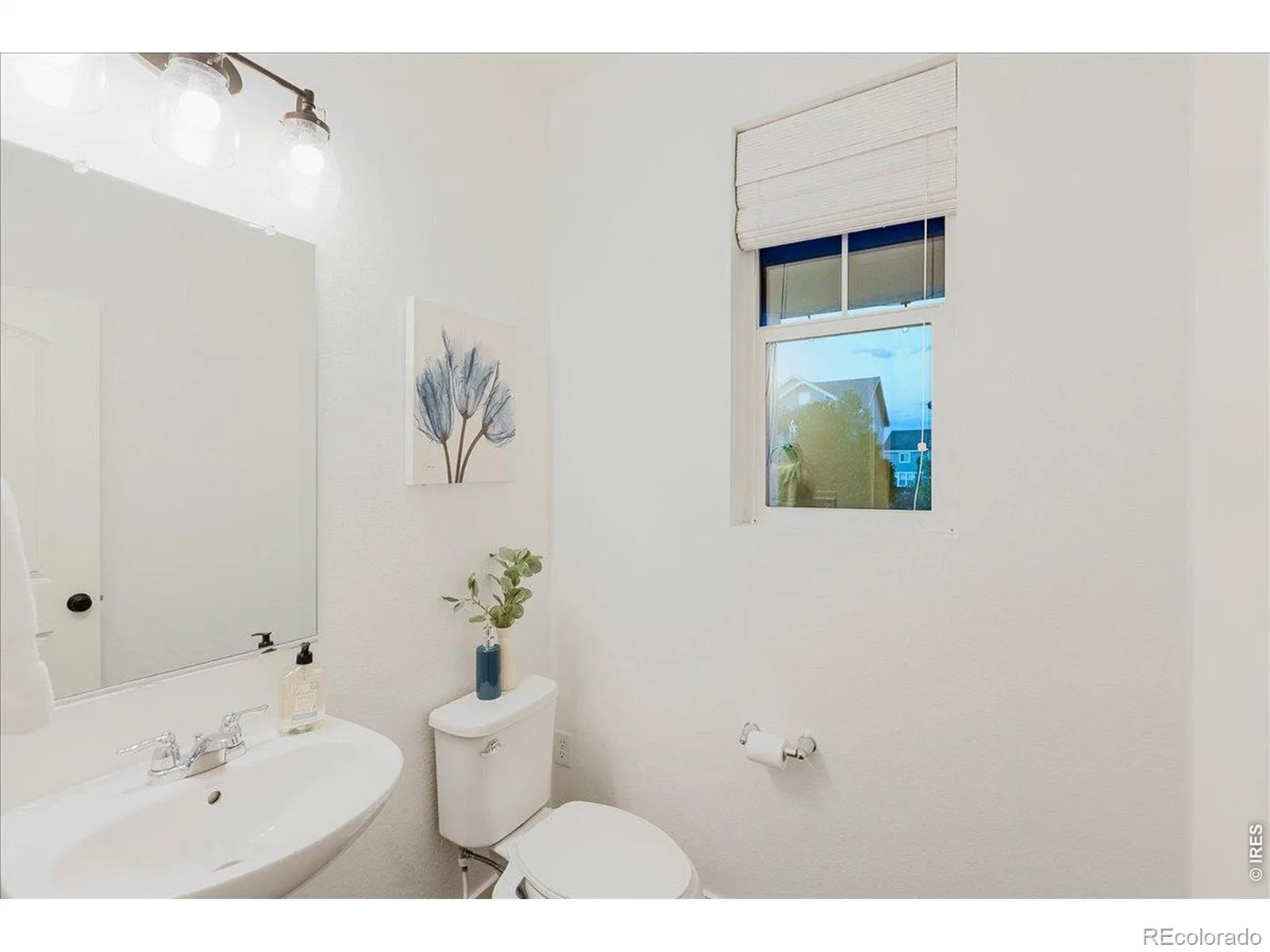2225 Lombardy Street Longmont CO 80503 MLS #RECIR1061674 06152026194324 1600 15
