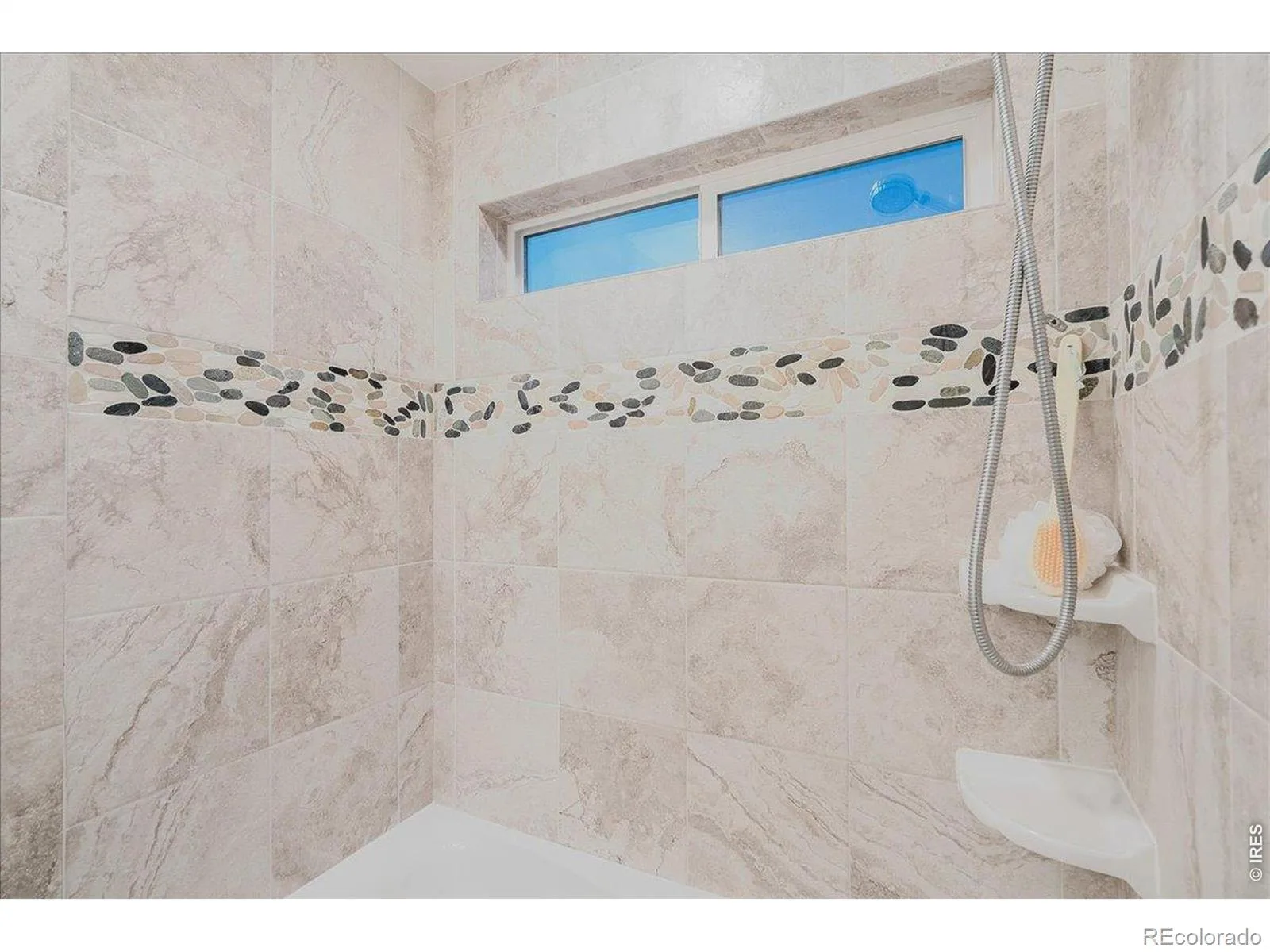 2225 Lombardy Street Longmont CO 80503 MLS #RECIR1061674 06152026194324 1600 23