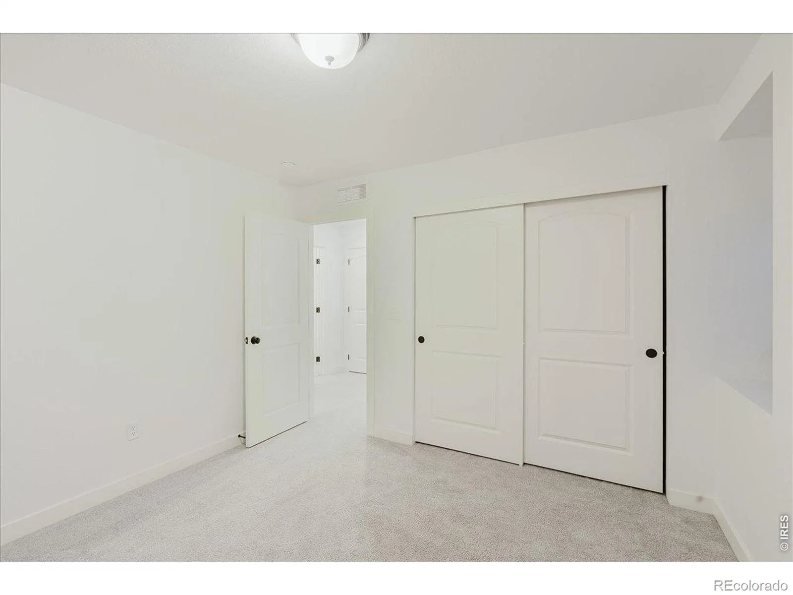 2225 Lombardy Street Longmont CO 80503 MLS #RECIR1061674 06152026194324 1600 25