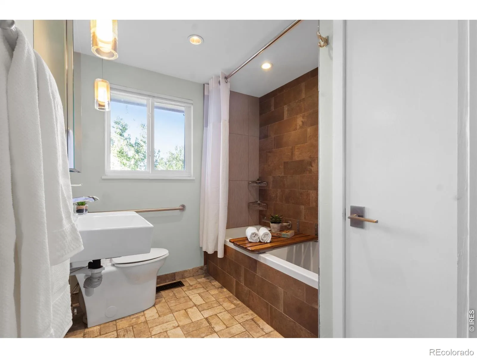 9325 Anhawa Avenue Longmont CO 80503 | MLS #RECIR1061701 06182026014450 1600 21