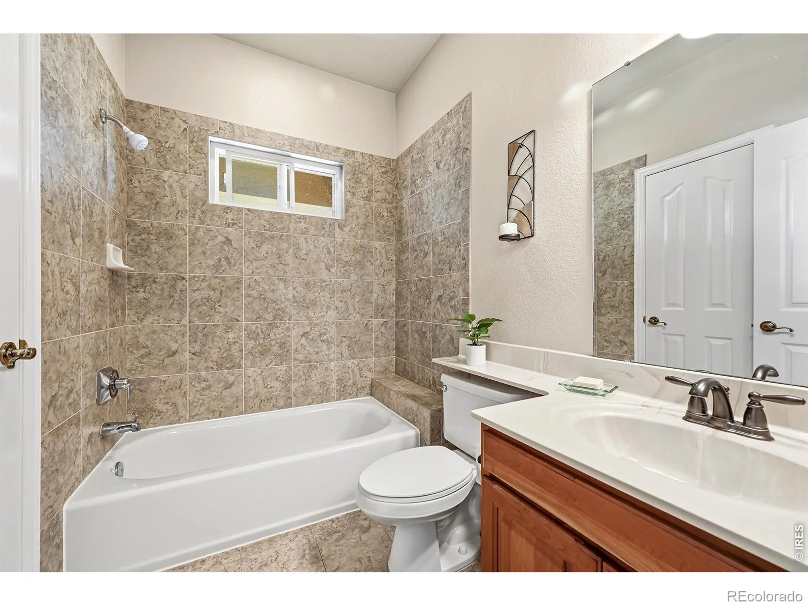 3208 Mariner Lane Longmont CO 80503 MLS #RECIR1061702 06122026215518 1600 21