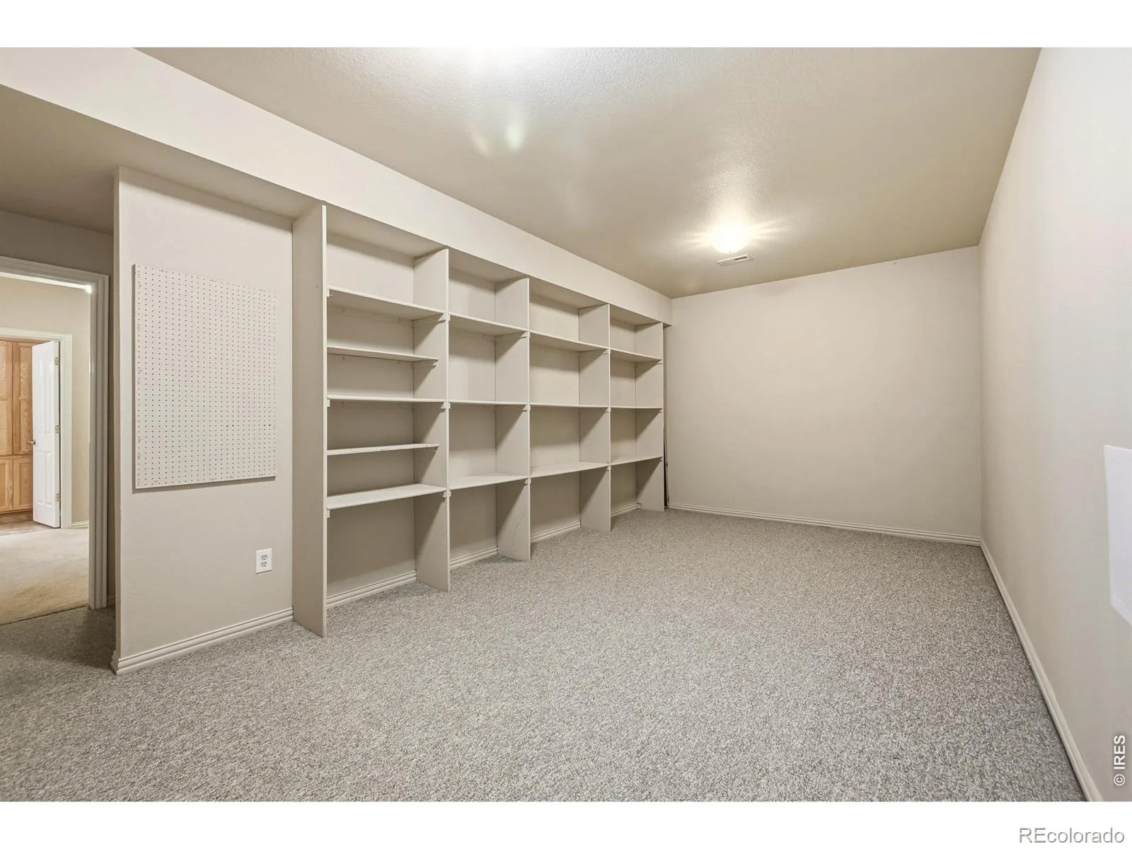 3208 Mariner Lane Longmont CO 80503 MLS #RECIR1061702 06122026215518 1600 35