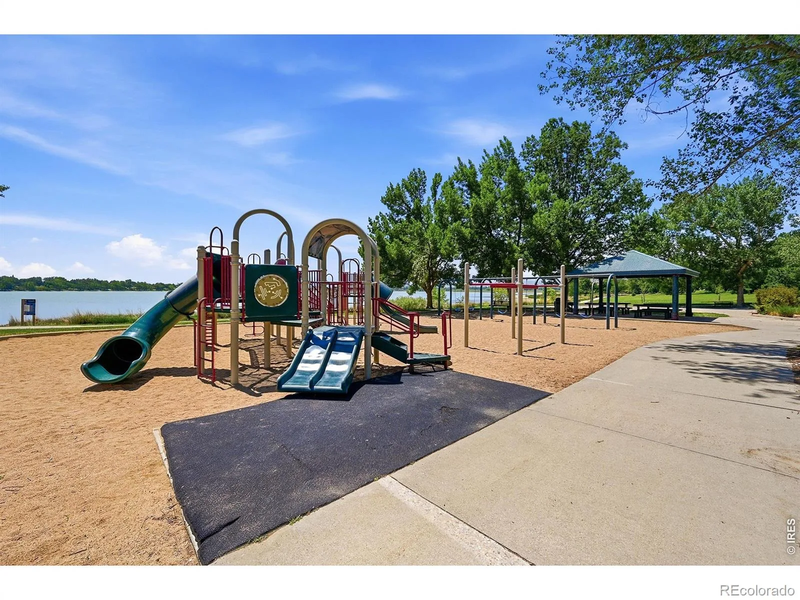 3208 Mariner Lane Longmont CO 80503 MLS #RECIR1061702 06122026215518 1600 42