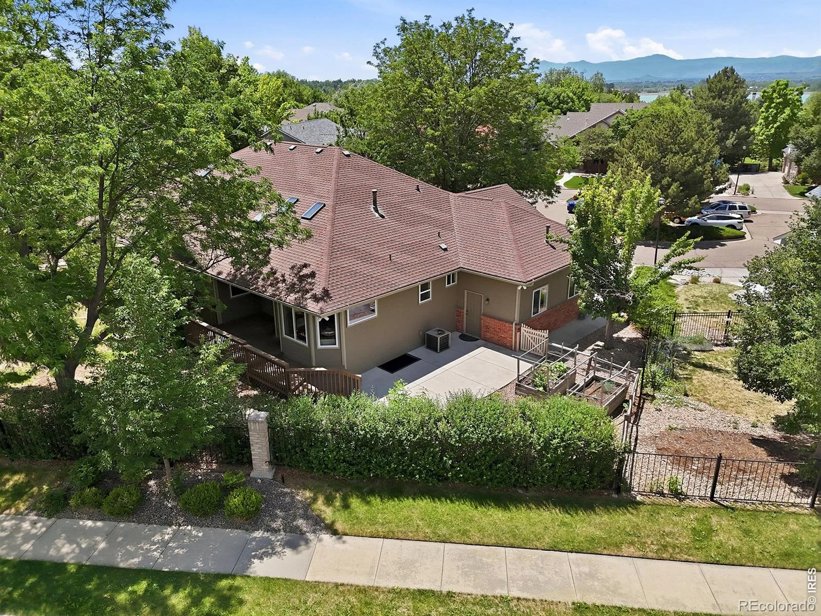 3208 Mariner Lane Longmont CO 80503 MLS #RECIR1061702 06122026215518 1600 44