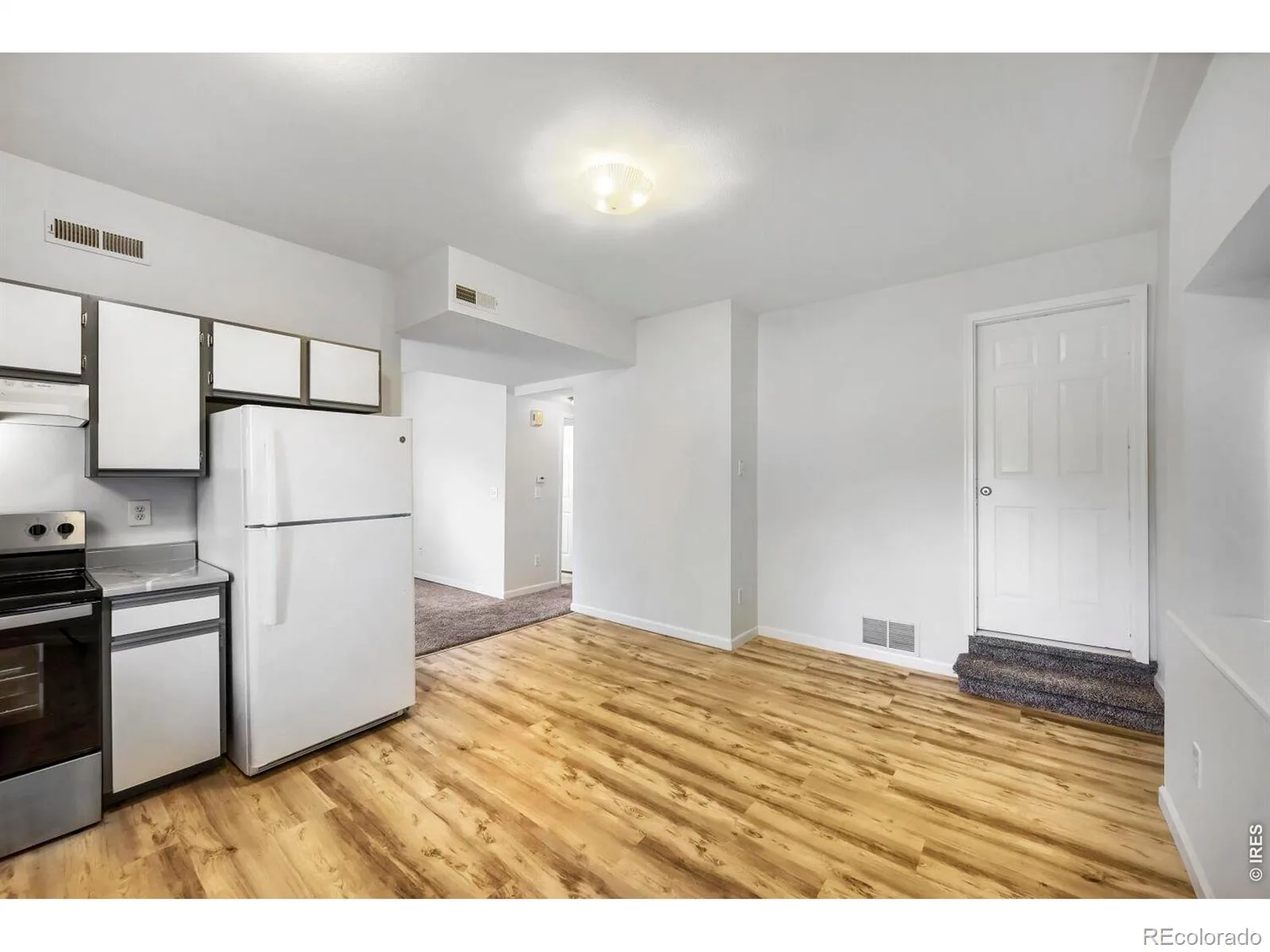 1201-1203 Spruce Avenue Longmont CO 80501 MLS #RECIR1061733 06132026012837 1600 13