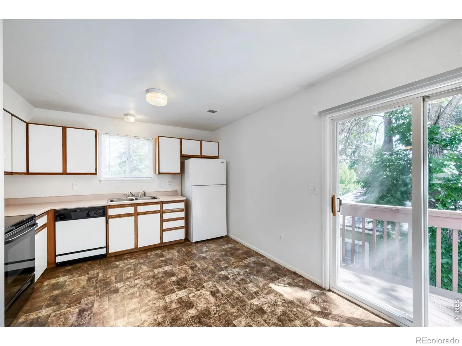 1201-1203 Spruce Avenue Longmont CO 80501 MLS #RECIR1061733 06132026012837 1600 6