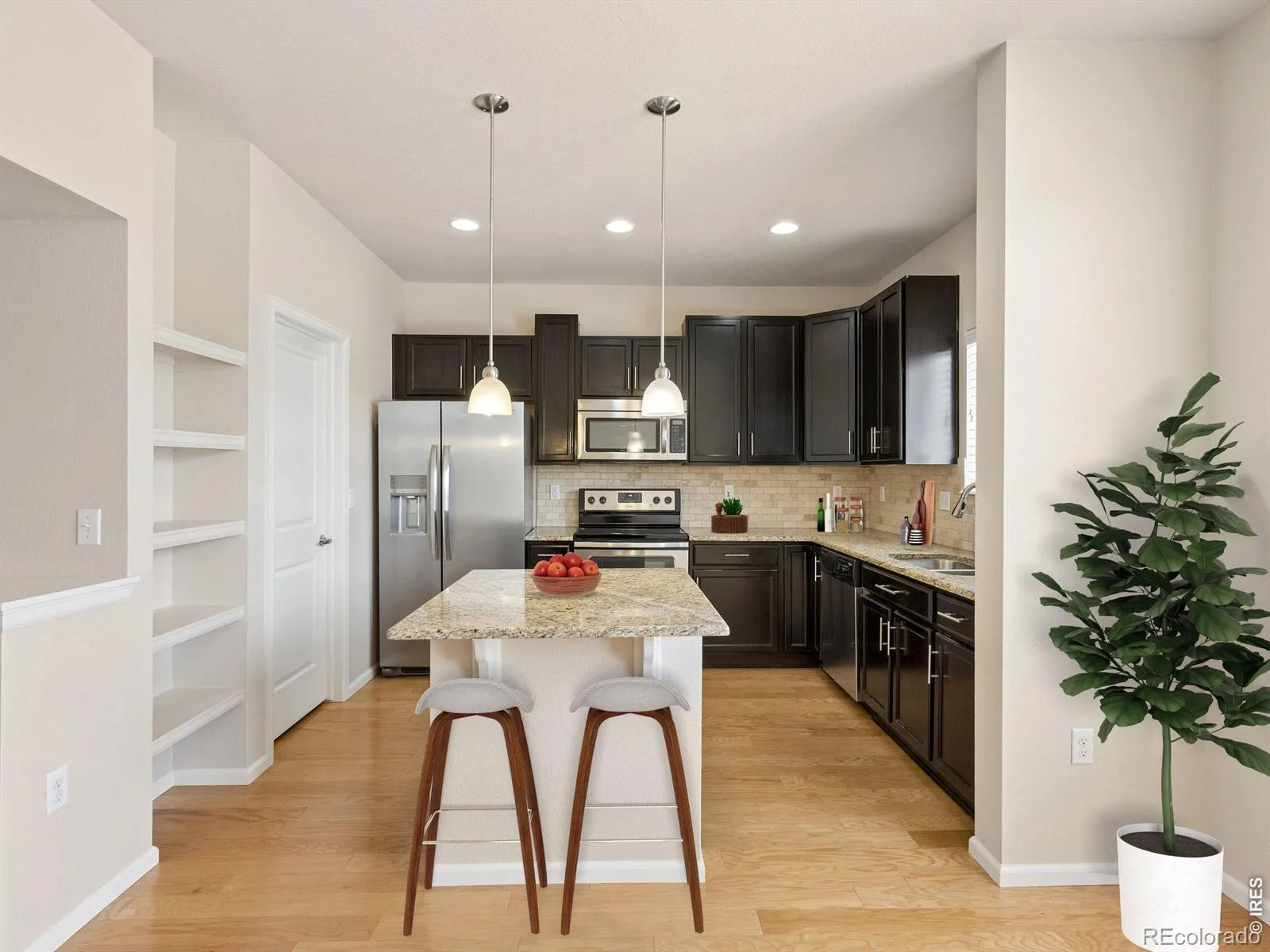 11202 Colony Circle Broomfield CO 80021 | MLS #RECIR1061759 06142026012246 1600 4