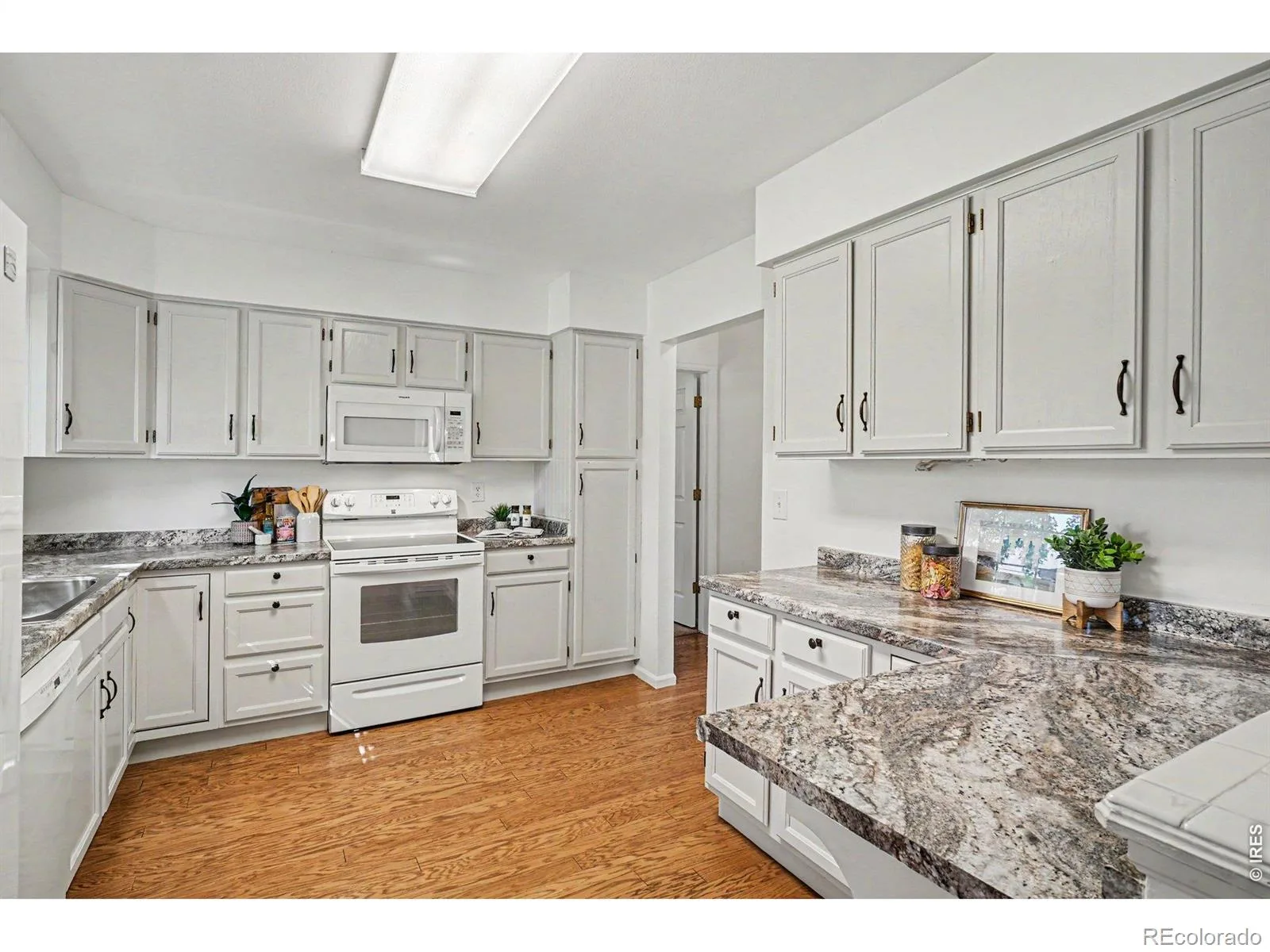 1435 Elmhurst Lane Longmont CO 80503 MLS #RECIR1061761 06132026034127 1600 8