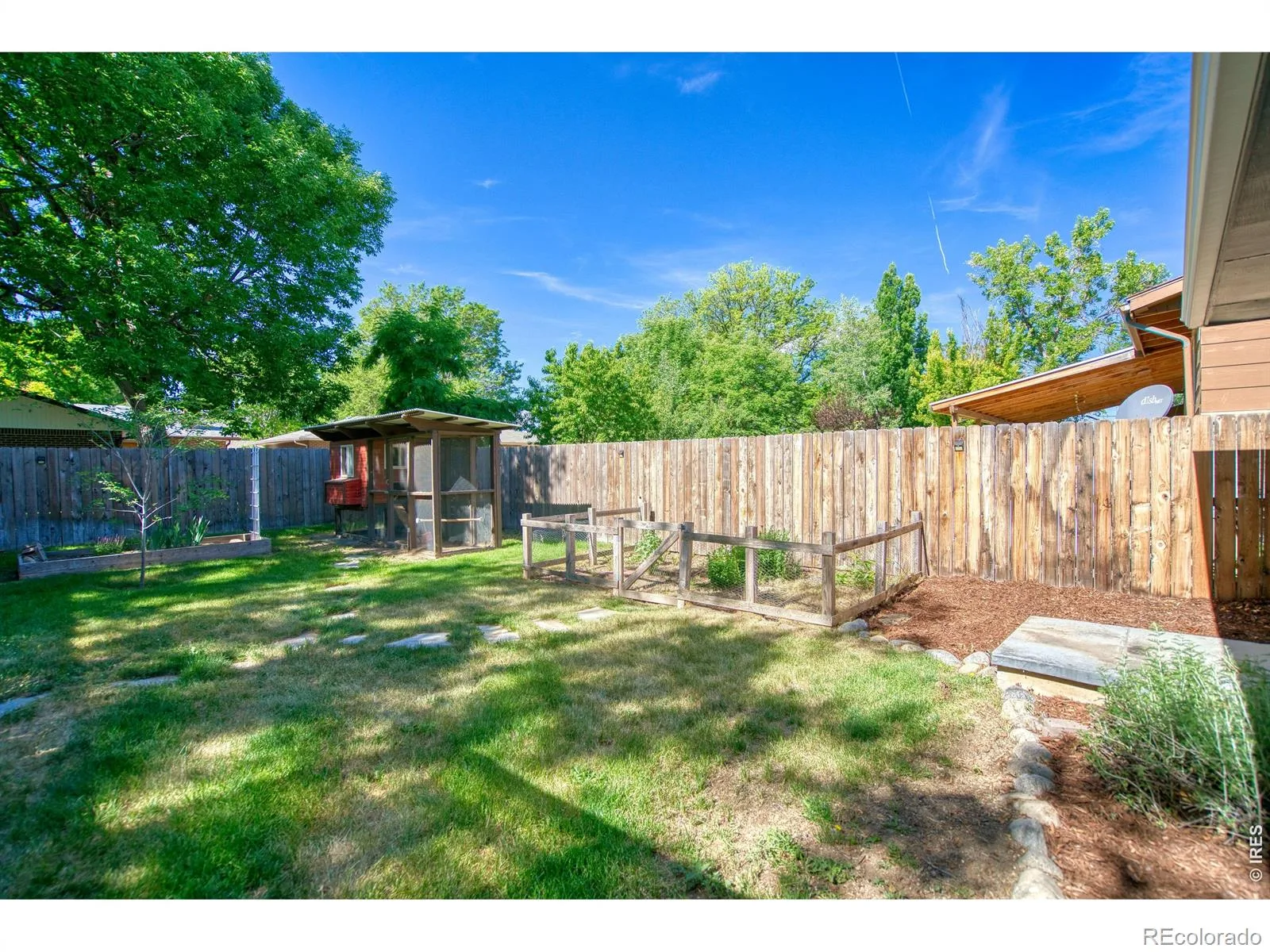 1113 Kansas Avenue Longmont CO 80501 MLS #RECIR1061820 06162026222206 1600 23