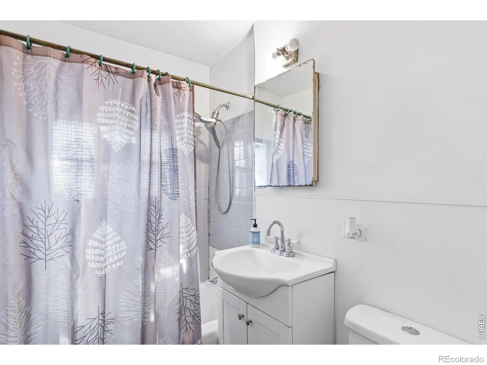 1935 W 38th Avenue Denver CO 80211 | MLS #RECIR1061828 07292026002625 1600 18