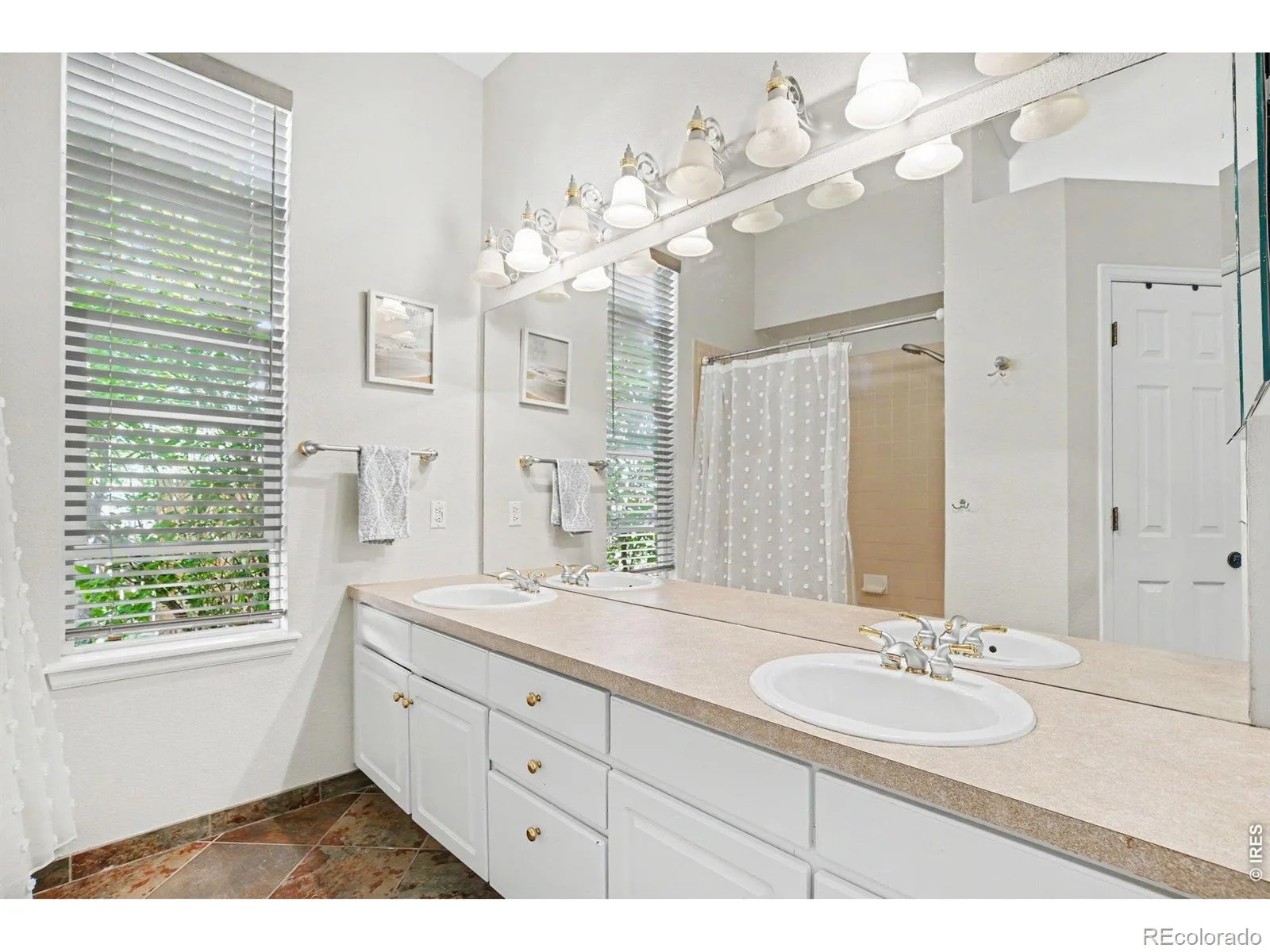7027 Orion Lane Arvada CO 80007 MLS #RECIR1061832 06152026194928 1600 12