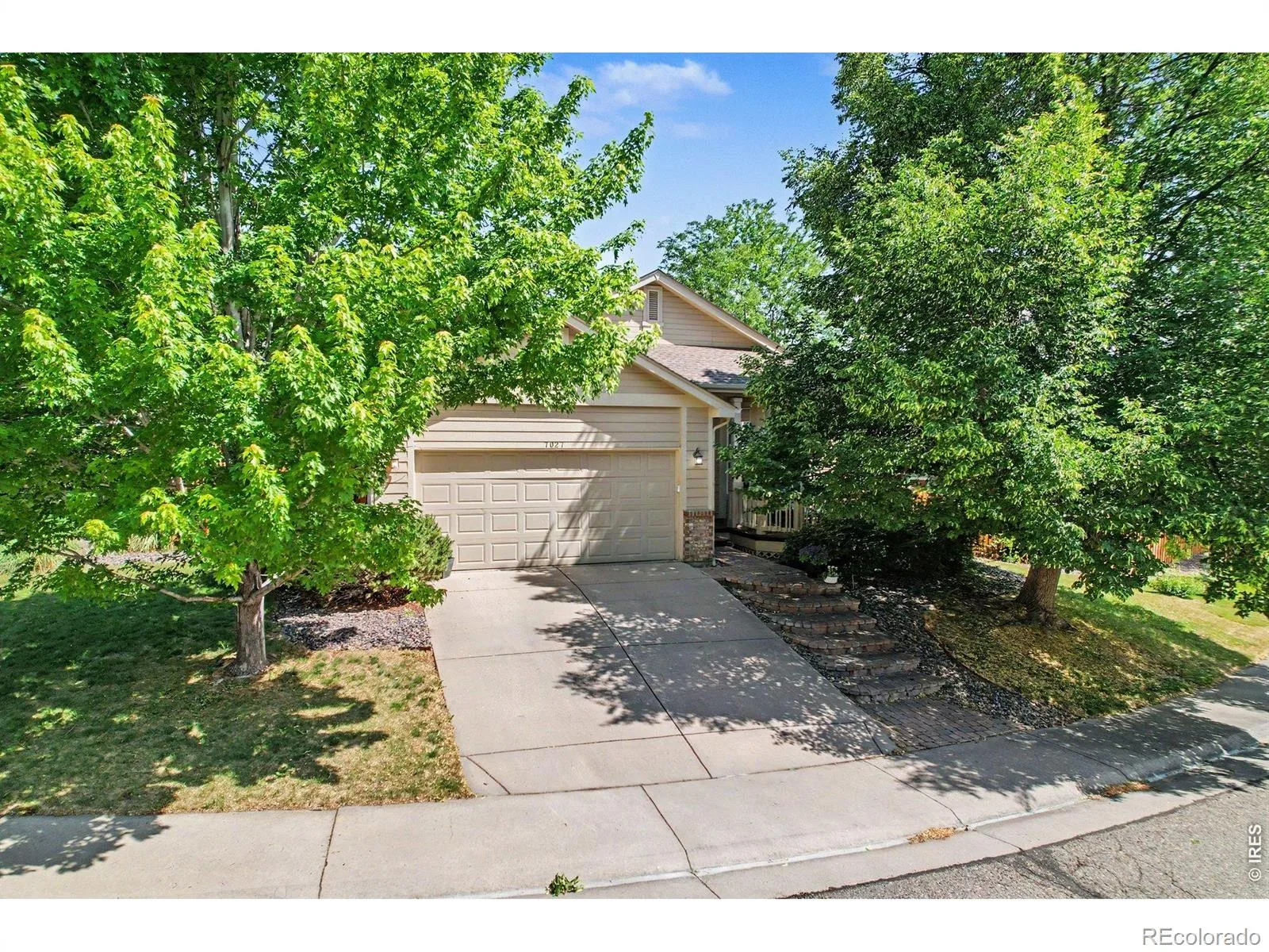 7027 Orion Lane Arvada CO 80007 MLS #RECIR1061832 06152026194928 1600 36
