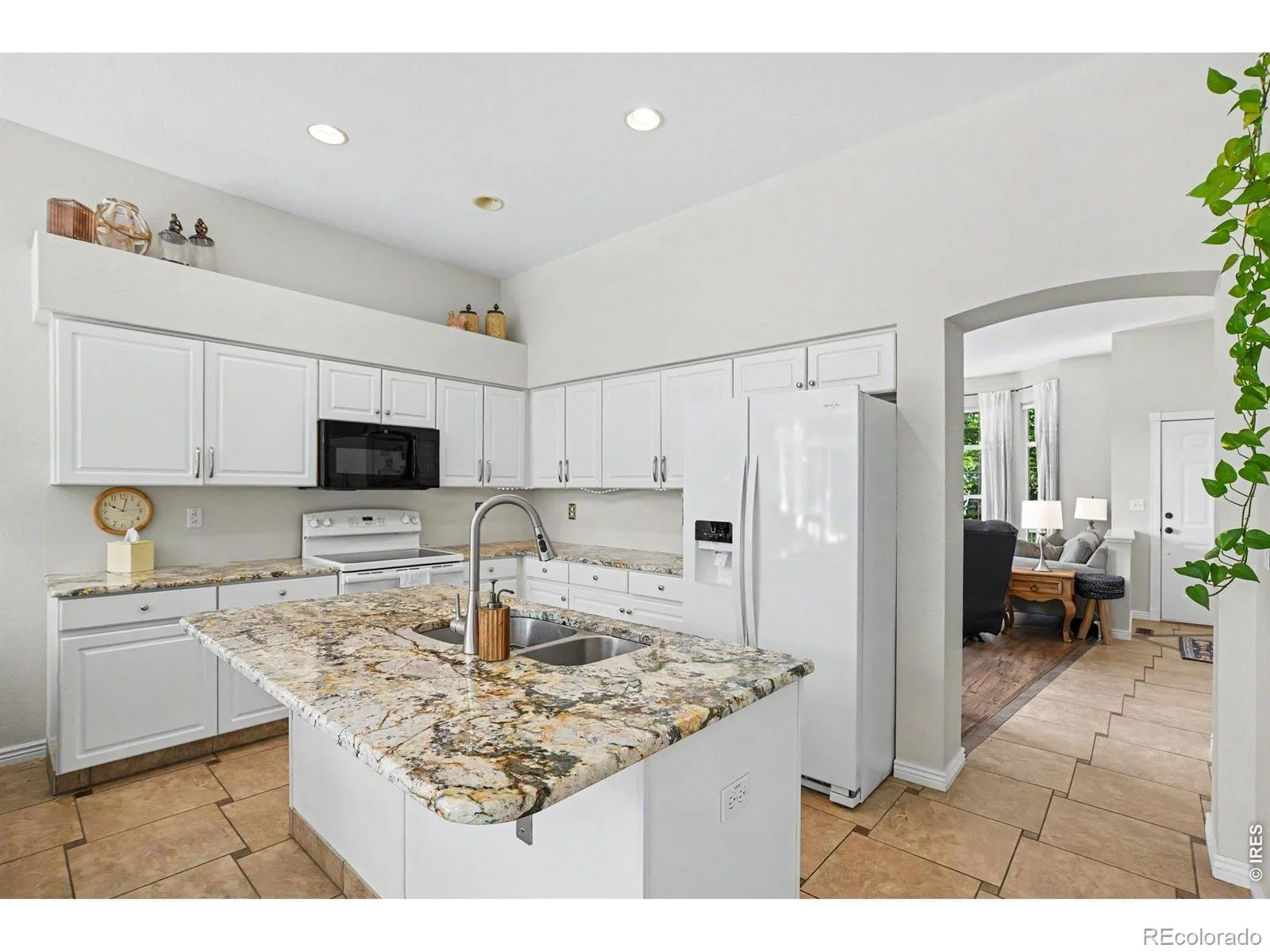 7027 Orion Lane Arvada CO 80007 MLS #RECIR1061832 06152026194928 1600 8