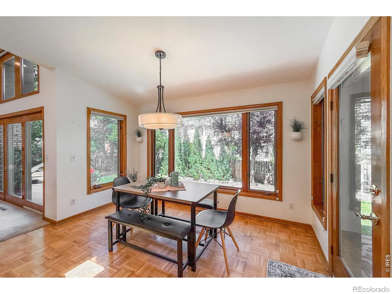 1234 Twin Peaks Circle Longmont CO 80503 MLS #RECIR1061846 06152026194427 1600 13