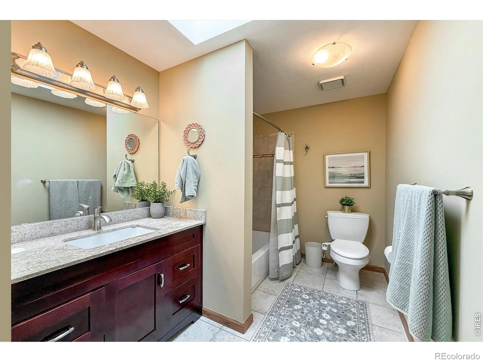 1234 Twin Peaks Circle Longmont CO 80503 MLS #RECIR1061846 06152026194427 1600 28