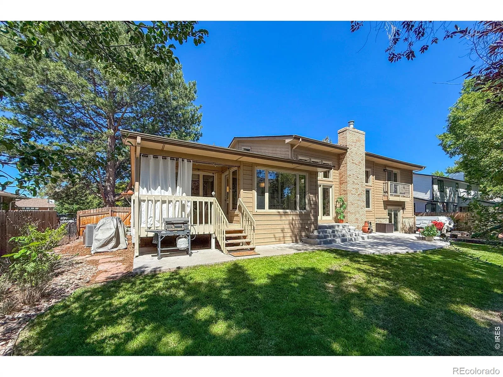 1234 Twin Peaks Circle Longmont CO 80503 MLS #RECIR1061846 06152026194427 1600 35