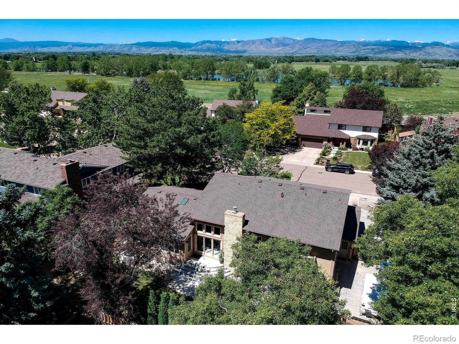 1234 Twin Peaks Circle Longmont CO 80503 MLS #RECIR1061846 06152026194427 1600 40