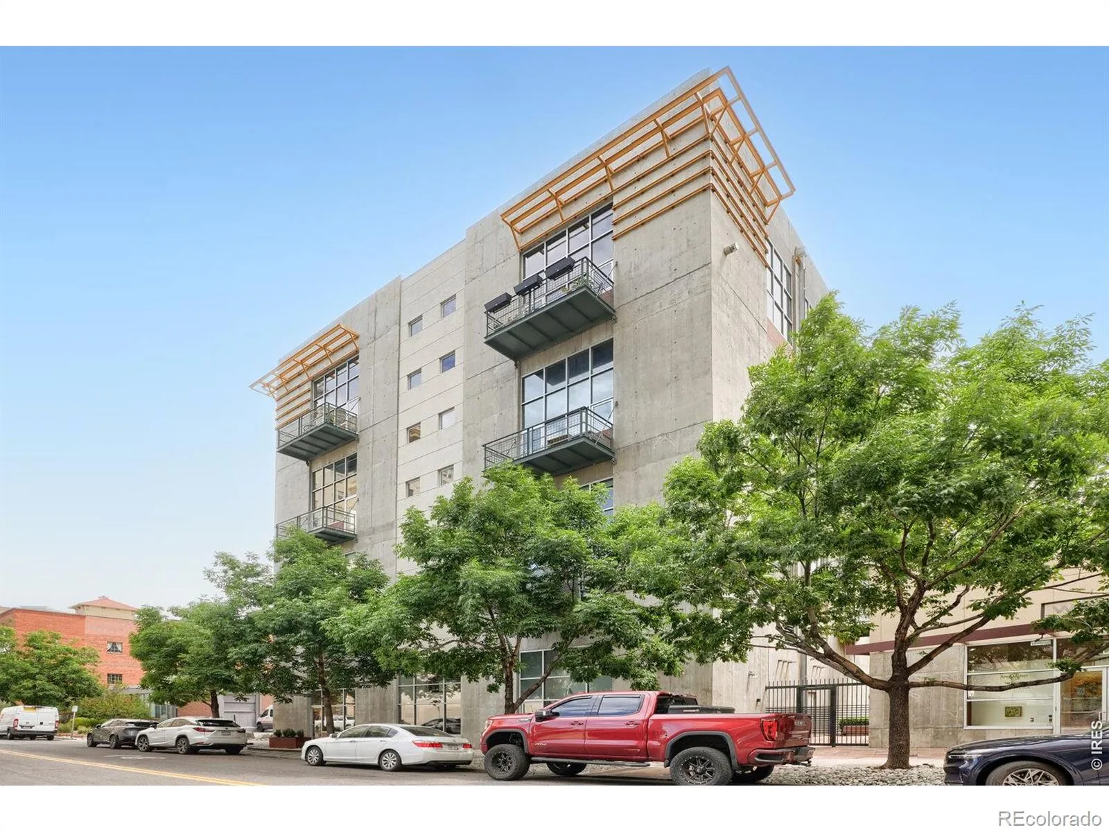 1050 Cherokee Street #401 Denver CO 80204 MLS #RECIR1061849 06222026005305 1600 1