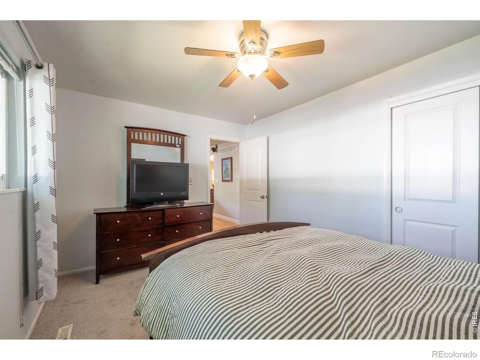 918 S Bross Street Longmont CO 80501 MLS #RECIR1061860 06152026194917 1600 13
