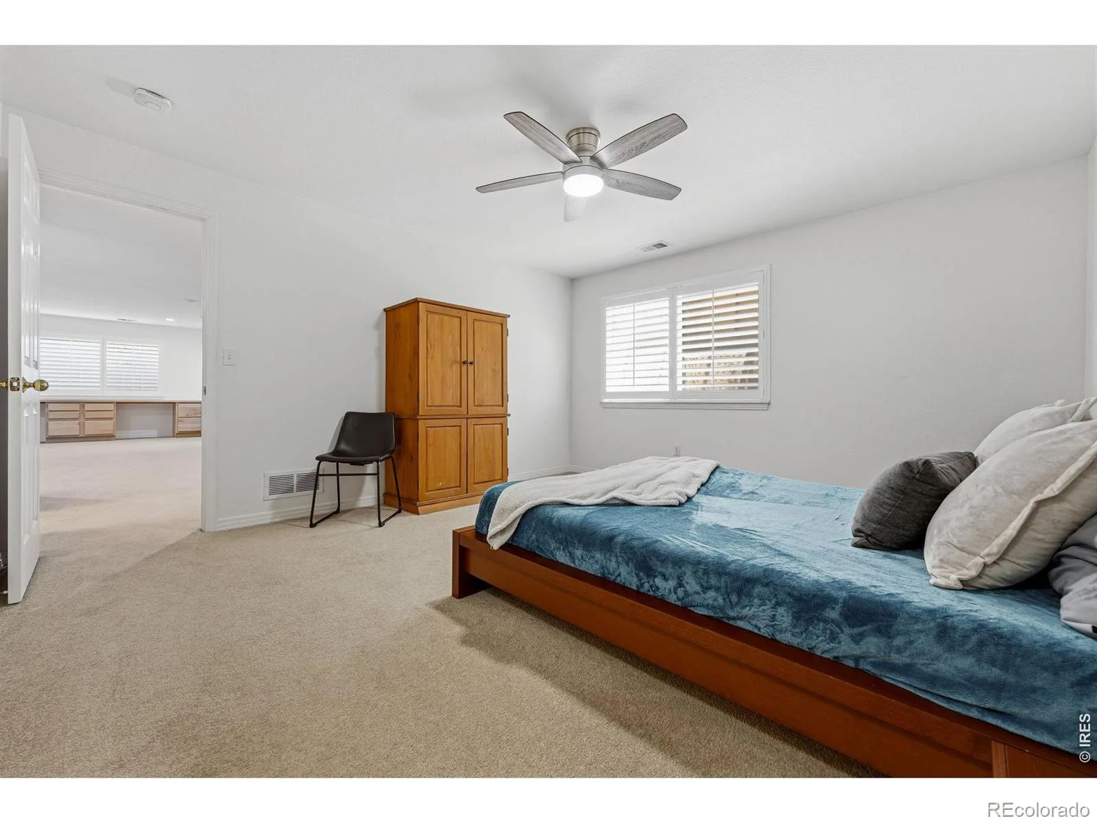 3766 Florentine Circle Longmont CO 80503 | MLS #RECIR1061937 06162026222300 1600 34